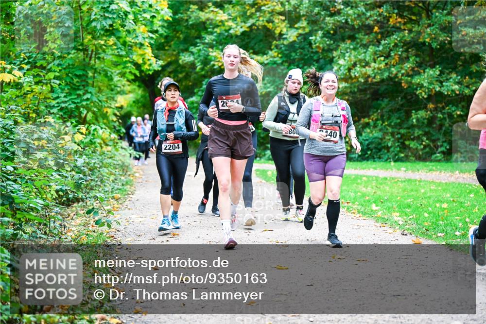 12.10.2025 - Bramfelder Halbmarathon 2025 Dr. Thomas Lammeyer http://msf.ph/oto/9350163 12.10.2025 10:33:06 Laufen 2204, 264, 440, 80 meine-sportfotos.de