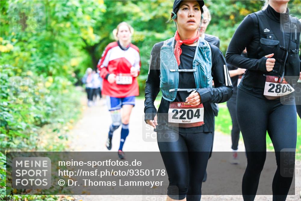 12.10.2025 - Bramfelder Halbmarathon 2025 Dr. Thomas Lammeyer http://msf.ph/oto/9350178 12.10.2025 10:33:09 Laufen 1, 2204, 280 meine-sportfotos.de