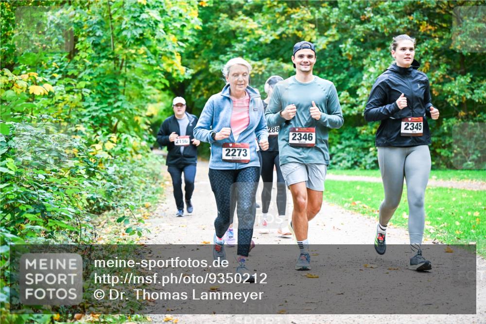 12.10.2025 - Bramfelder Halbmarathon 2025 Dr. Thomas Lammeyer http://msf.ph/oto/9350212 12.10.2025 10:33:17 Laufen 2196, 2273, 288, 2346, 2345 meine-sportfotos.de
