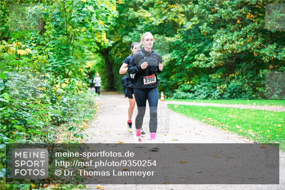 12.10.2025 - Bramfelder Halbmarathon 2025 Dr. Thomas Lammeyer http://msf.ph/oto/9350254 12.10.2025 10:33:25 Laufen 2702, 2 meine-sportfotos.de