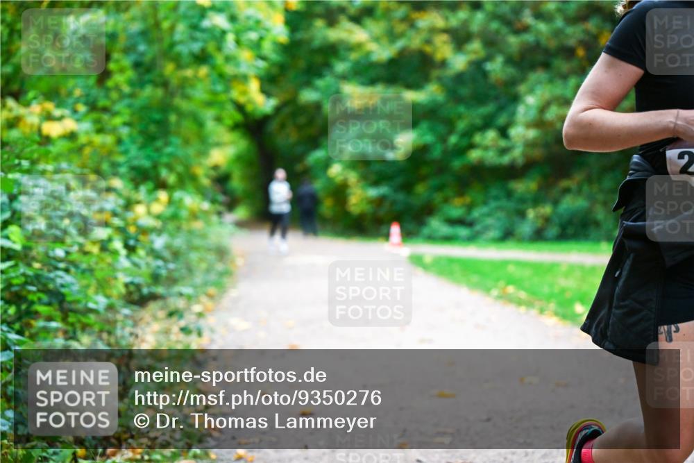 12.10.2025 - Bramfelder Halbmarathon 2025 Dr. Thomas Lammeyer http://msf.ph/oto/9350276 12.10.2025 10:33:28 Laufen 2 meine-sportfotos.de