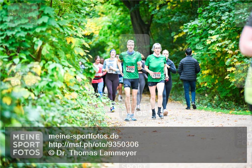 12.10.2025 - Bramfelder Halbmarathon 2025 Dr. Thomas Lammeyer http://msf.ph/oto/9350306 12.10.2025 10:33:45 Laufen 272, 2355, 318 meine-sportfotos.de