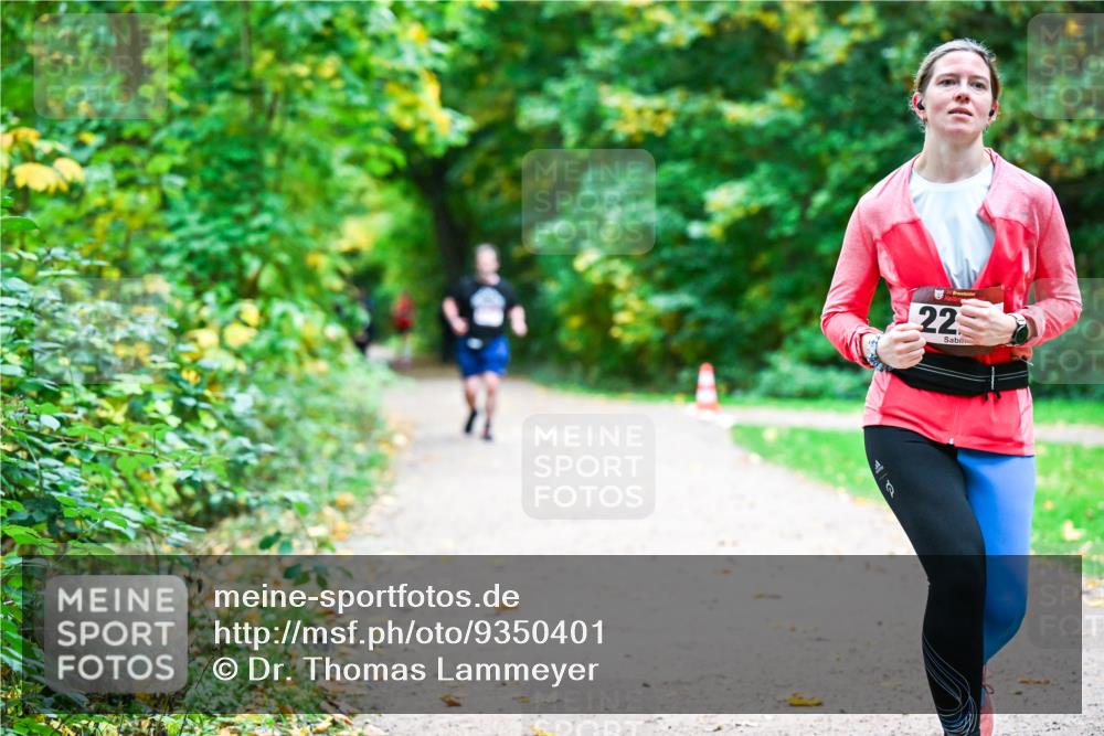 12.10.2025 - Bramfelder Halbmarathon 2025 Dr. Thomas Lammeyer http://msf.ph/oto/9350401 12.10.2025 10:34:02 Laufen 22 meine-sportfotos.de