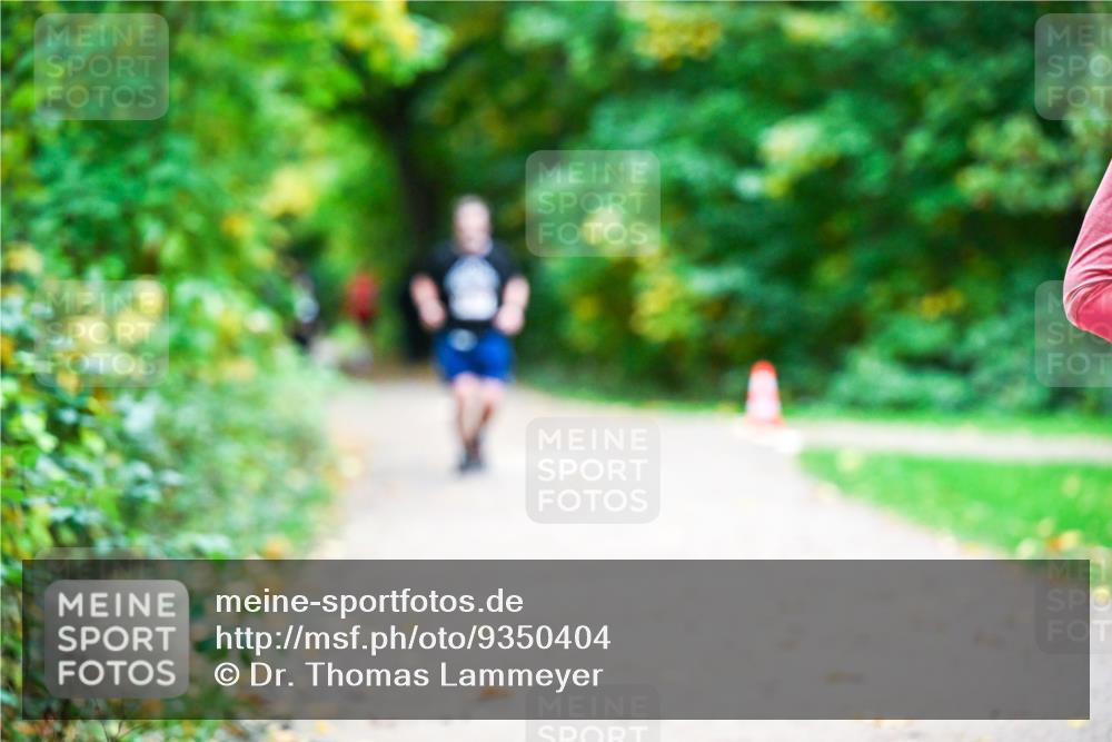 12.10.2025 - Bramfelder Halbmarathon 2025 Dr. Thomas Lammeyer http://msf.ph/oto/9350404 12.10.2025 10:34:02 Laufen  meine-sportfotos.de