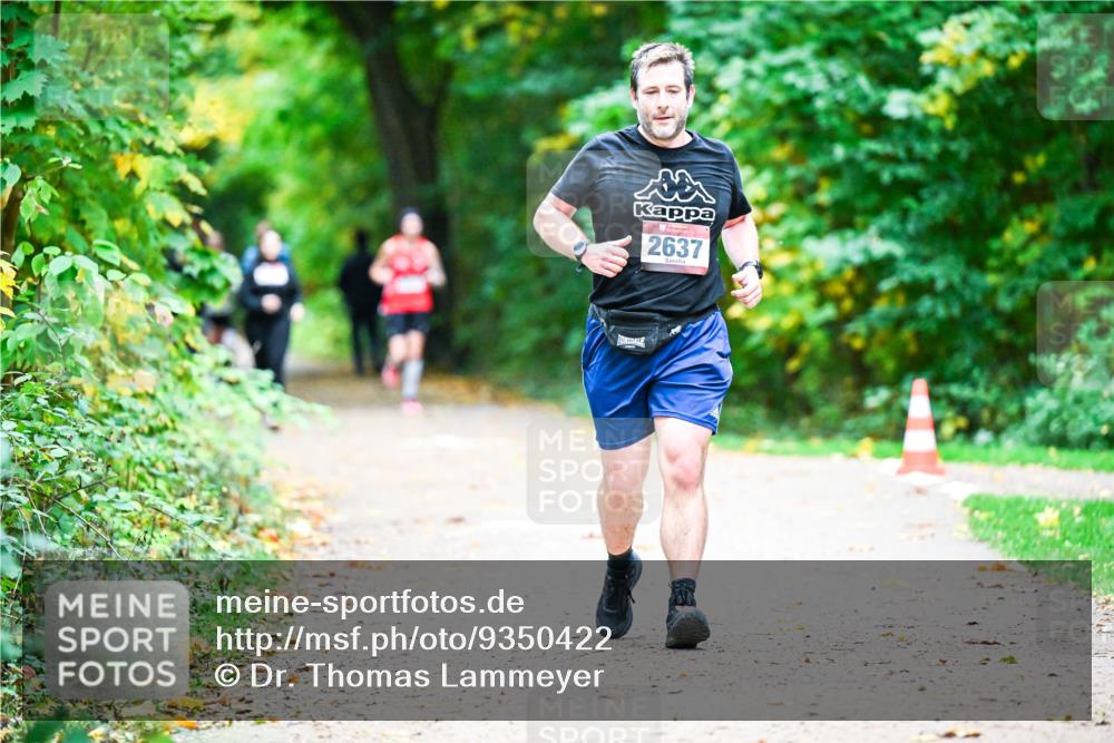 12.10.2025 - Bramfelder Halbmarathon 2025 Dr. Thomas Lammeyer http://msf.ph/oto/9350422 12.10.2025 10:34:05 Laufen 2637 meine-sportfotos.de