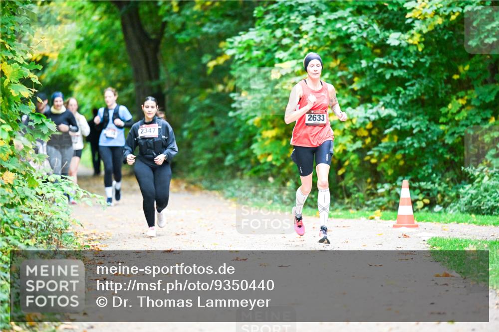 12.10.2025 - Bramfelder Halbmarathon 2025 Dr. Thomas Lammeyer http://msf.ph/oto/9350440 12.10.2025 10:34:11 Laufen 2633, 2347 meine-sportfotos.de