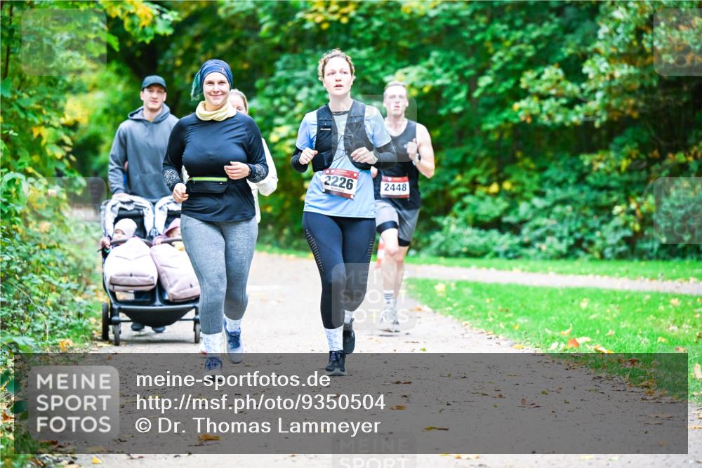 12.10.2025 - Bramfelder Halbmarathon 2025 Dr. Thomas Lammeyer http://msf.ph/oto/9350504 12.10.2025 10:34:24 Laufen 2226, 2448 meine-sportfotos.de