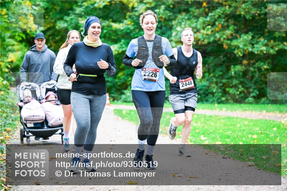 12.10.2025 - Bramfelder Halbmarathon 2025 Dr. Thomas Lammeyer http://msf.ph/oto/9350519 12.10.2025 10:34:26 Laufen 2226, 2448 meine-sportfotos.de