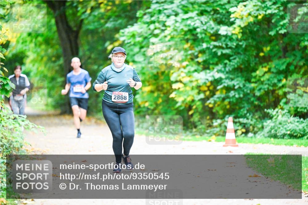 12.10.2025 - Bramfelder Halbmarathon 2025 Dr. Thomas Lammeyer http://msf.ph/oto/9350545 12.10.2025 10:34:41 Laufen 2868 meine-sportfotos.de