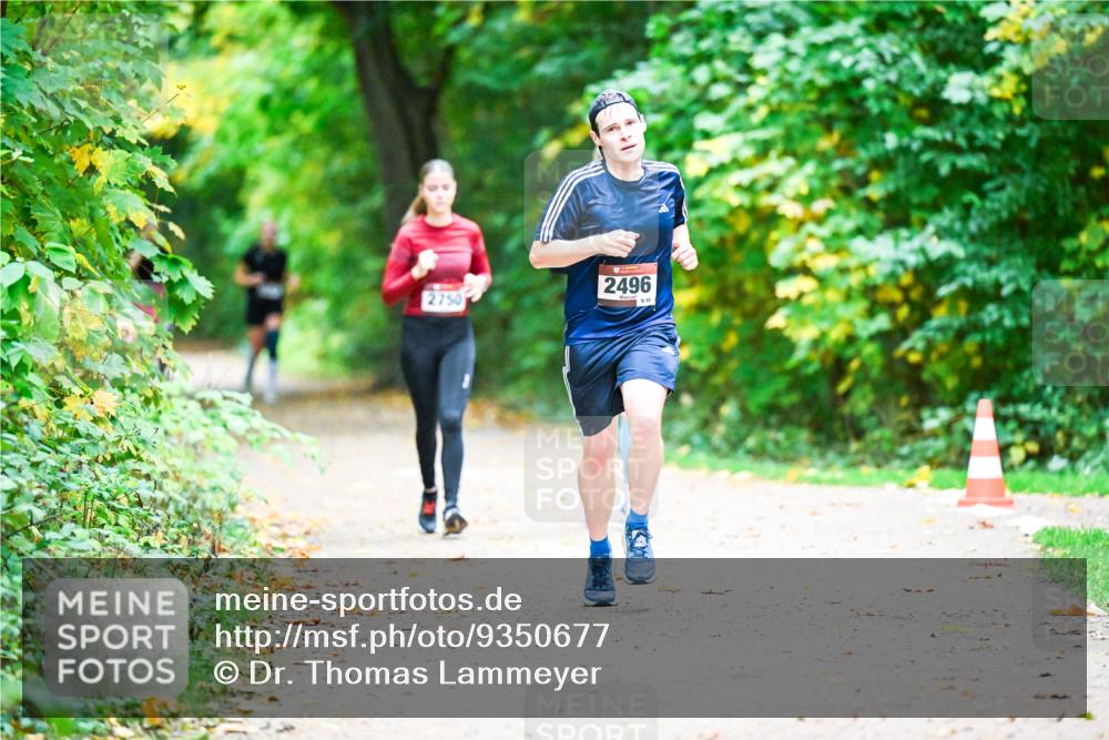 12.10.2025 - Bramfelder Halbmarathon 2025 Dr. Thomas Lammeyer http://msf.ph/oto/9350677 12.10.2025 10:35:20 Laufen 2750, 2496, 55 meine-sportfotos.de