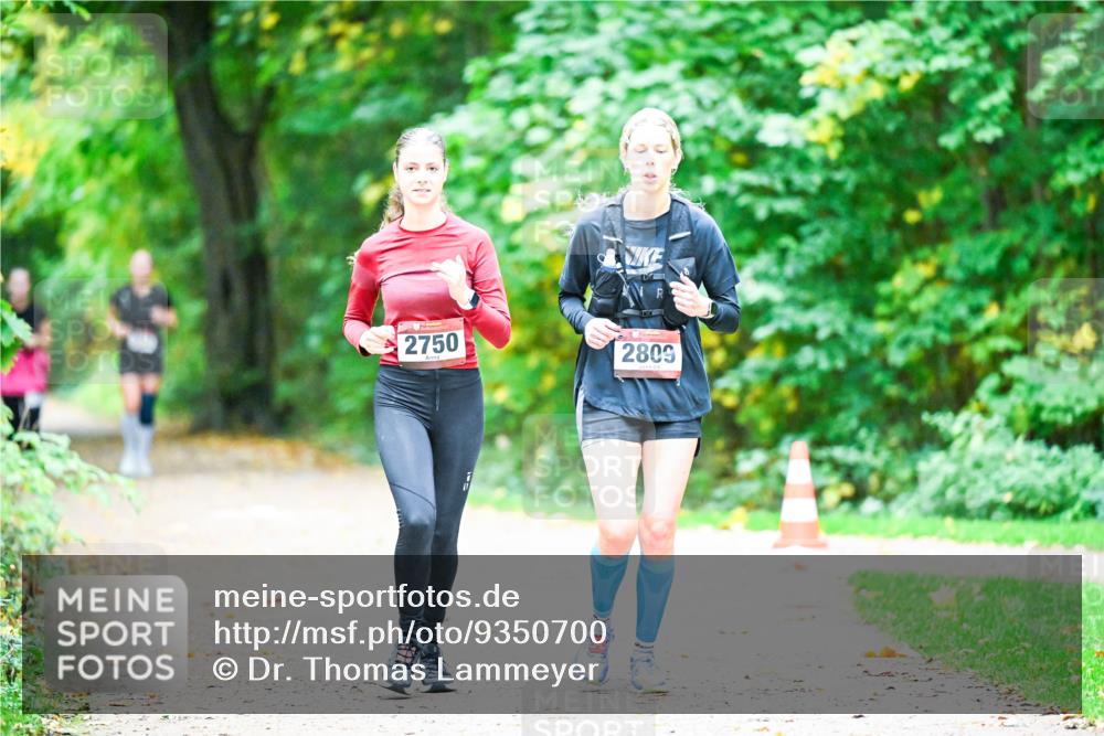 12.10.2025 - Bramfelder Halbmarathon 2025 Dr. Thomas Lammeyer http://msf.ph/oto/9350700 12.10.2025 10:35:24 Laufen 2750, 2809 meine-sportfotos.de