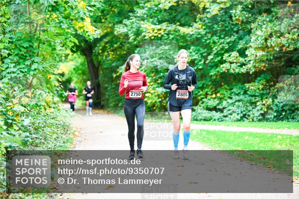 12.10.2025 - Bramfelder Halbmarathon 2025 Dr. Thomas Lammeyer http://msf.ph/oto/9350707 12.10.2025 10:35:26 Laufen 2750, 2809 meine-sportfotos.de