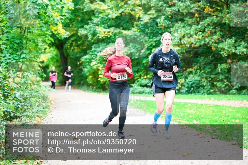 12.10.2025 - Bramfelder Halbmarathon 2025 Dr. Thomas Lammeyer http://msf.ph/oto/9350720 12.10.2025 10:35:28 Laufen 2750, 2809 meine-sportfotos.de
