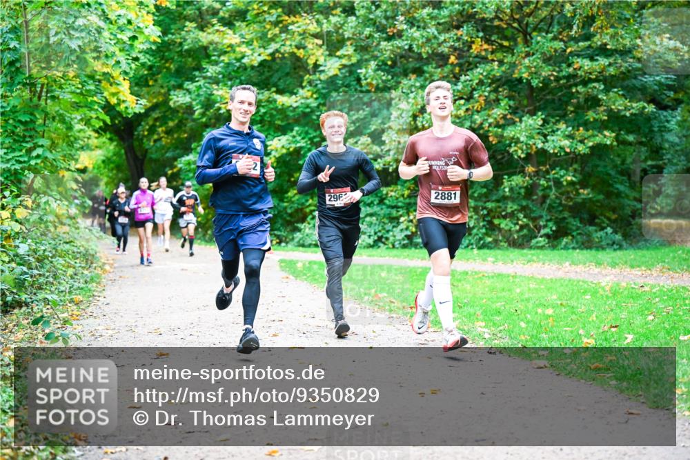 12.10.2025 - Bramfelder Halbmarathon 2025 Dr. Thomas Lammeyer http://msf.ph/oto/9350829 12.10.2025 10:36:05 Laufen 296, 2881 meine-sportfotos.de