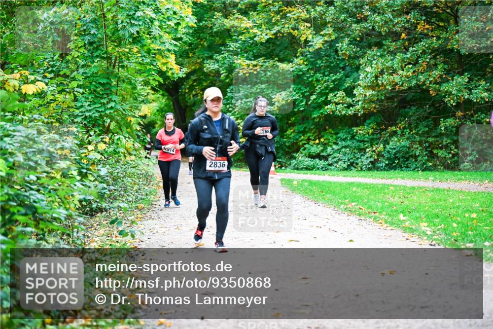 12.10.2025 - Bramfelder Halbmarathon 2025 Dr. Thomas Lammeyer http://msf.ph/oto/9350868 12.10.2025 10:36:15 Laufen 914, 2836, 265 meine-sportfotos.de