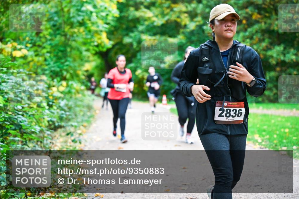 12.10.2025 - Bramfelder Halbmarathon 2025 Dr. Thomas Lammeyer http://msf.ph/oto/9350883 12.10.2025 10:36:17 Laufen 34, 2836 meine-sportfotos.de