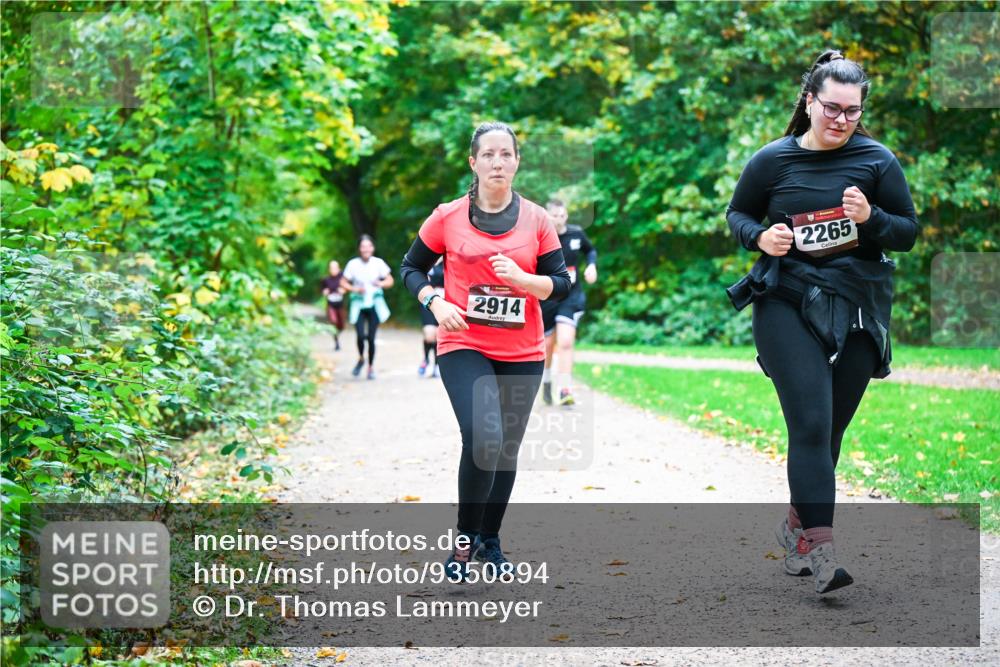 12.10.2025 - Bramfelder Halbmarathon 2025 Dr. Thomas Lammeyer http://msf.ph/oto/9350894 12.10.2025 10:36:19 Laufen 2914, 2265 meine-sportfotos.de