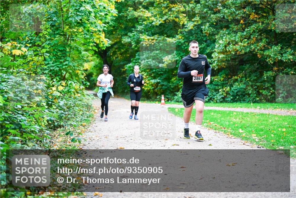 12.10.2025 - Bramfelder Halbmarathon 2025 Dr. Thomas Lammeyer http://msf.ph/oto/9350905 12.10.2025 10:36:21 Laufen 2867 meine-sportfotos.de