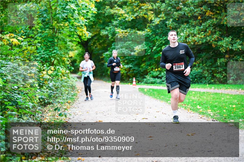 12.10.2025 - Bramfelder Halbmarathon 2025 Dr. Thomas Lammeyer http://msf.ph/oto/9350909 12.10.2025 10:36:21 Laufen 2941, 2867 meine-sportfotos.de