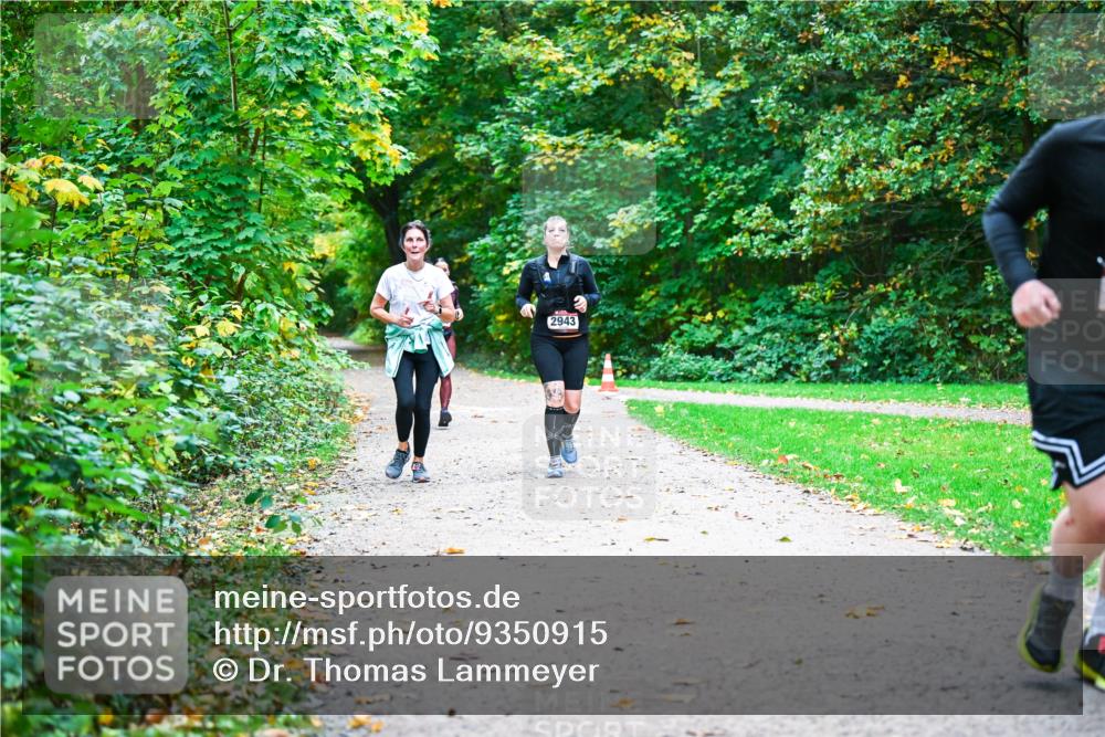 12.10.2025 - Bramfelder Halbmarathon 2025 Dr. Thomas Lammeyer http://msf.ph/oto/9350915 12.10.2025 10:36:23 Laufen 2943 meine-sportfotos.de