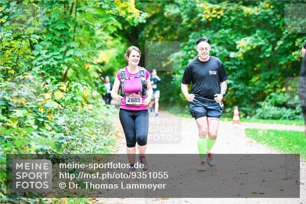 12.10.2025 - Bramfelder Halbmarathon 2025 Dr. Thomas Lammeyer http://msf.ph/oto/9351055 12.10.2025 10:37:25 Laufen 2885 meine-sportfotos.de