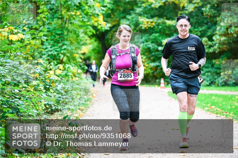 12.10.2025 - Bramfelder Halbmarathon 2025 Dr. Thomas Lammeyer http://msf.ph/oto/9351068 12.10.2025 10:37:28 Laufen 2885, 26 meine-sportfotos.de