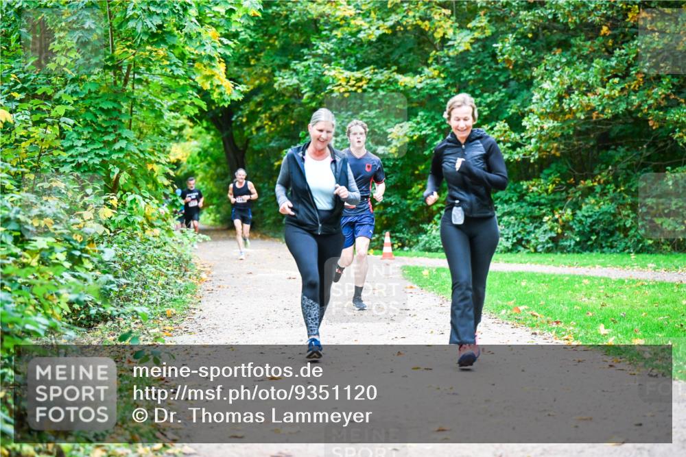 12.10.2025 - Bramfelder Halbmarathon 2025 Dr. Thomas Lammeyer http://msf.ph/oto/9351120 12.10.2025 10:37:39 Laufen  meine-sportfotos.de