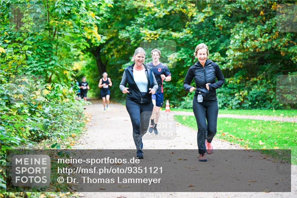 12.10.2025 - Bramfelder Halbmarathon 2025 Dr. Thomas Lammeyer http://msf.ph/oto/9351121 12.10.2025 10:37:39 Laufen  meine-sportfotos.de