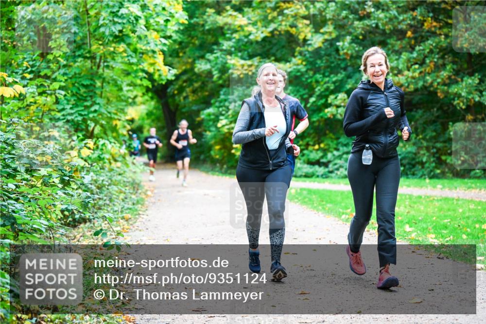 12.10.2025 - Bramfelder Halbmarathon 2025 Dr. Thomas Lammeyer http://msf.ph/oto/9351124 12.10.2025 10:37:40 Laufen  meine-sportfotos.de