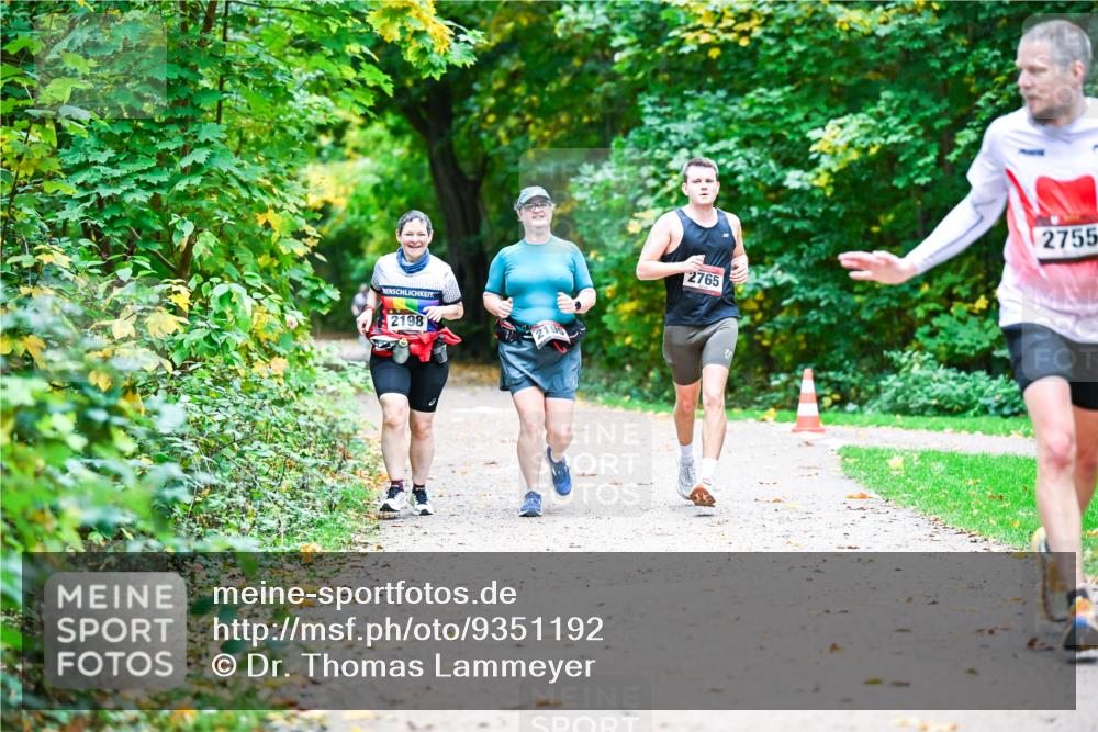 12.10.2025 - Bramfelder Halbmarathon 2025 Dr. Thomas Lammeyer http://msf.ph/oto/9351192 12.10.2025 10:37:54 Laufen 2198, 2765, 2755 meine-sportfotos.de
