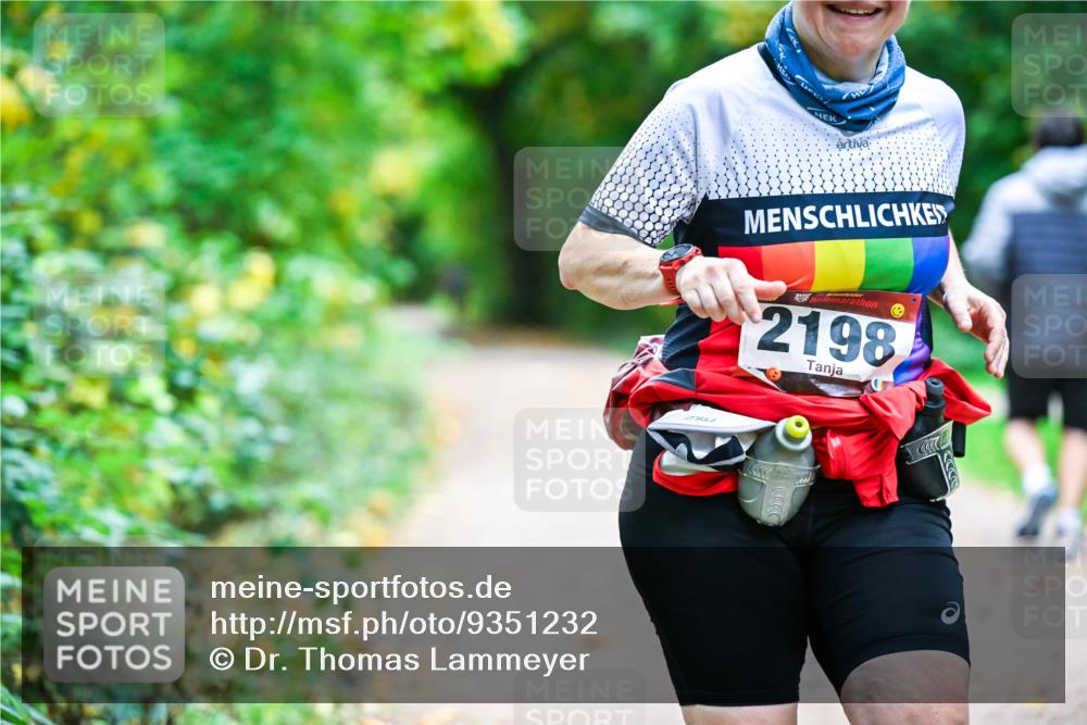 12.10.2025 - Bramfelder Halbmarathon 2025 Dr. Thomas Lammeyer http://msf.ph/oto/9351232 12.10.2025 10:38:00 Laufen 2, 2198 meine-sportfotos.de