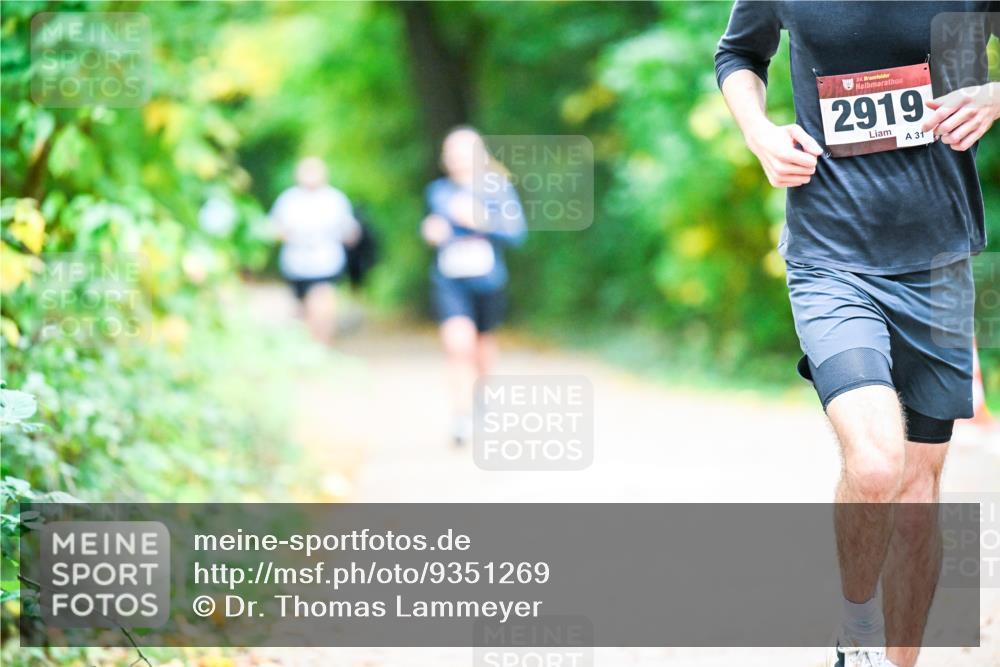 12.10.2025 - Bramfelder Halbmarathon 2025 Dr. Thomas Lammeyer http://msf.ph/oto/9351269 12.10.2025 10:38:26 Laufen 34, 2919, 31 meine-sportfotos.de