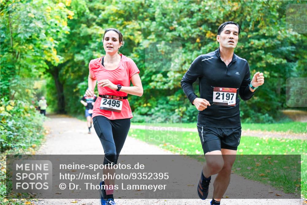 12.10.2025 - Bramfelder Halbmarathon 2025 Dr. Thomas Lammeyer http://msf.ph/oto/9352395 12.10.2025 10:43:31 Laufen 2495, 2197, 140 meine-sportfotos.de