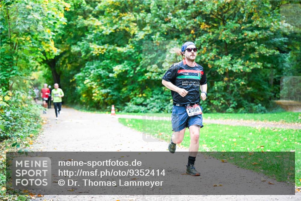 12.10.2025 - Bramfelder Halbmarathon 2025 Dr. Thomas Lammeyer http://msf.ph/oto/9352414 12.10.2025 10:43:35 Laufen 2559, 7 meine-sportfotos.de