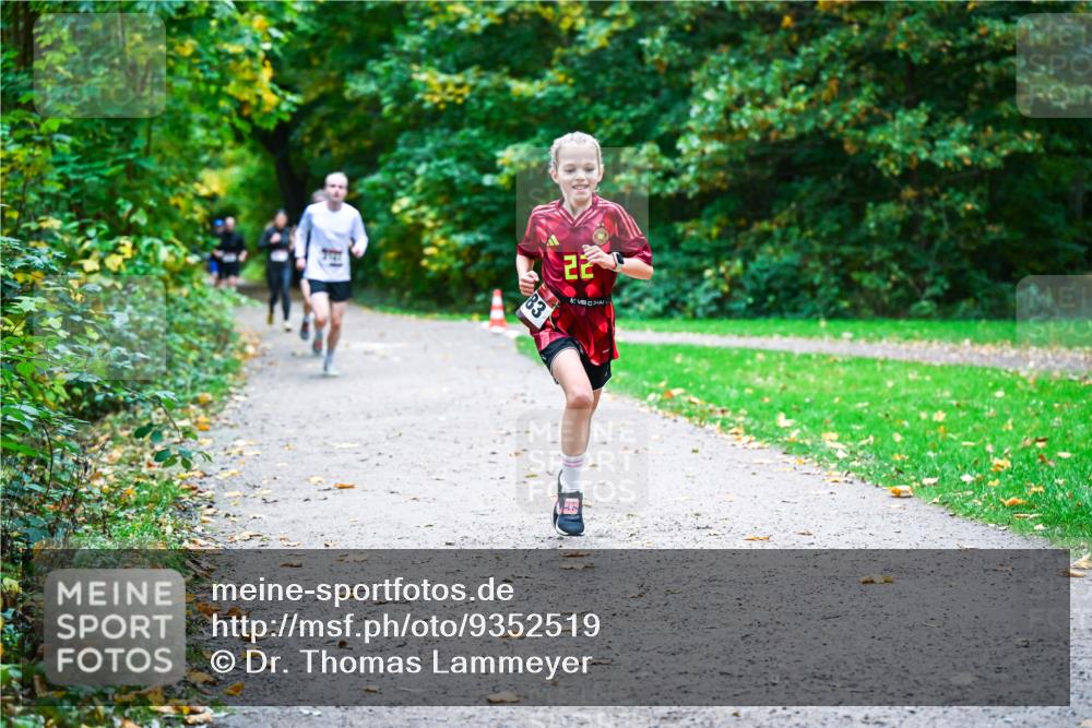 12.10.2025 - Bramfelder Halbmarathon 2025 Dr. Thomas Lammeyer http://msf.ph/oto/9352519 12.10.2025 10:43:57 Laufen  meine-sportfotos.de