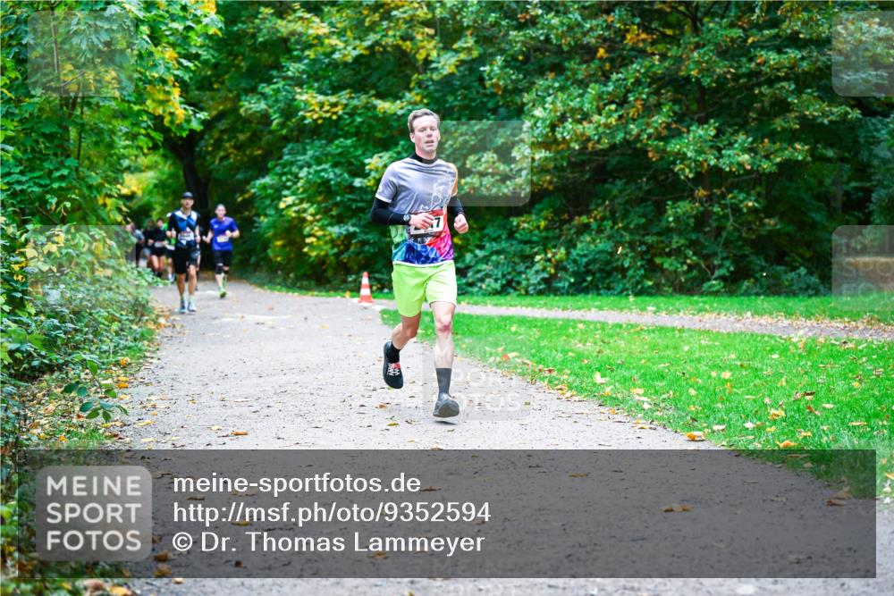 12.10.2025 - Bramfelder Halbmarathon 2025 Dr. Thomas Lammeyer http://msf.ph/oto/9352594 12.10.2025 10:44:12 Laufen  meine-sportfotos.de