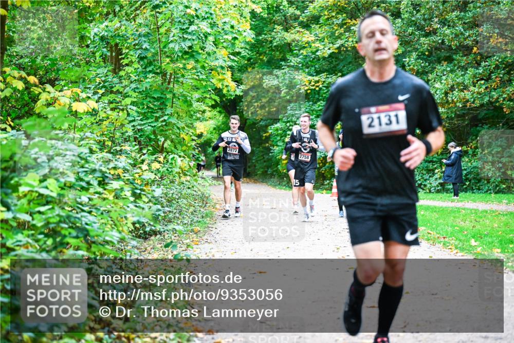 12.10.2025 - Bramfelder Halbmarathon 2025 Dr. Thomas Lammeyer http://msf.ph/oto/9353056 12.10.2025 10:45:44 Laufen 2, 5 meine-sportfotos.de