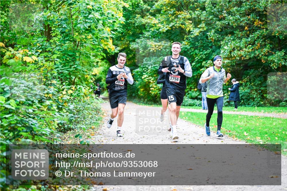 12.10.2025 - Bramfelder Halbmarathon 2025 Dr. Thomas Lammeyer http://msf.ph/oto/9353068 12.10.2025 10:45:46 Laufen  meine-sportfotos.de
