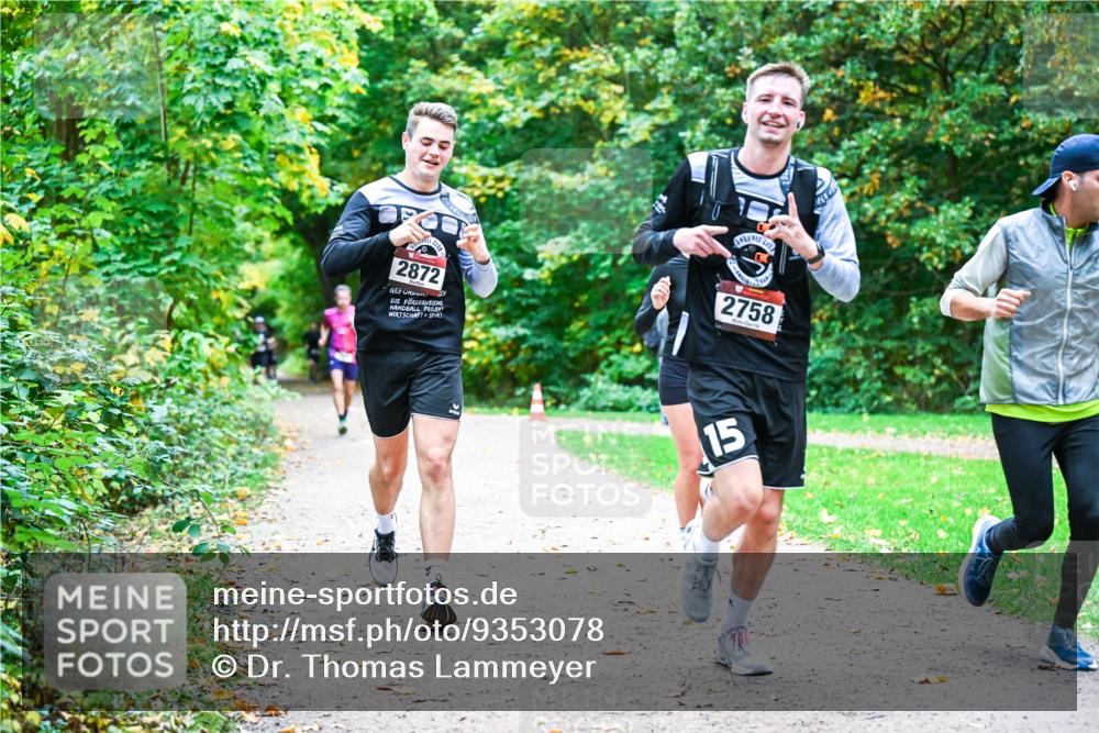 12.10.2025 - Bramfelder Halbmarathon 2025 Dr. Thomas Lammeyer http://msf.ph/oto/9353078 12.10.2025 10:45:48 Laufen 2872, 2758, 15 meine-sportfotos.de