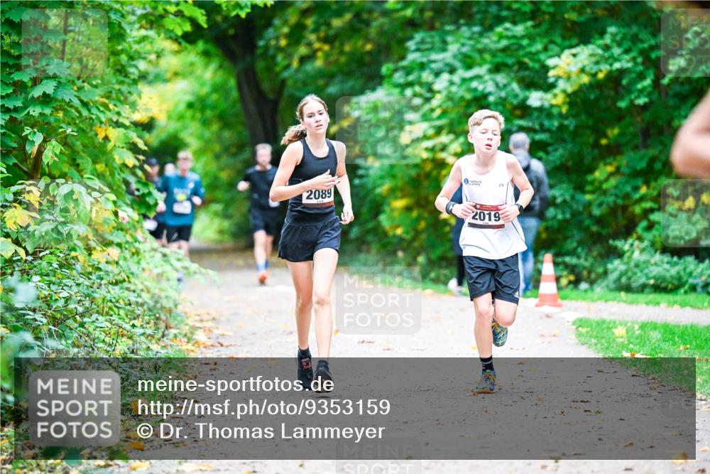 12.10.2025 - Bramfelder Halbmarathon 2025 Dr. Thomas Lammeyer http://msf.ph/oto/9353159 12.10.2025 10:46:04 Laufen 2089, 2019 meine-sportfotos.de
