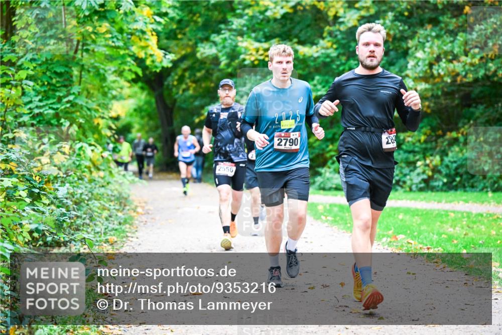 12.10.2025 - Bramfelder Halbmarathon 2025 Dr. Thomas Lammeyer http://msf.ph/oto/9353216 12.10.2025 10:46:14 Laufen 2556, 2025, 39, 2790, 28 meine-sportfotos.de
