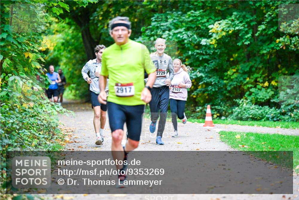12.10.2025 - Bramfelder Halbmarathon 2025 Dr. Thomas Lammeyer http://msf.ph/oto/9353269 12.10.2025 10:46:24 Laufen 27, 2917, 2729, 2107 meine-sportfotos.de