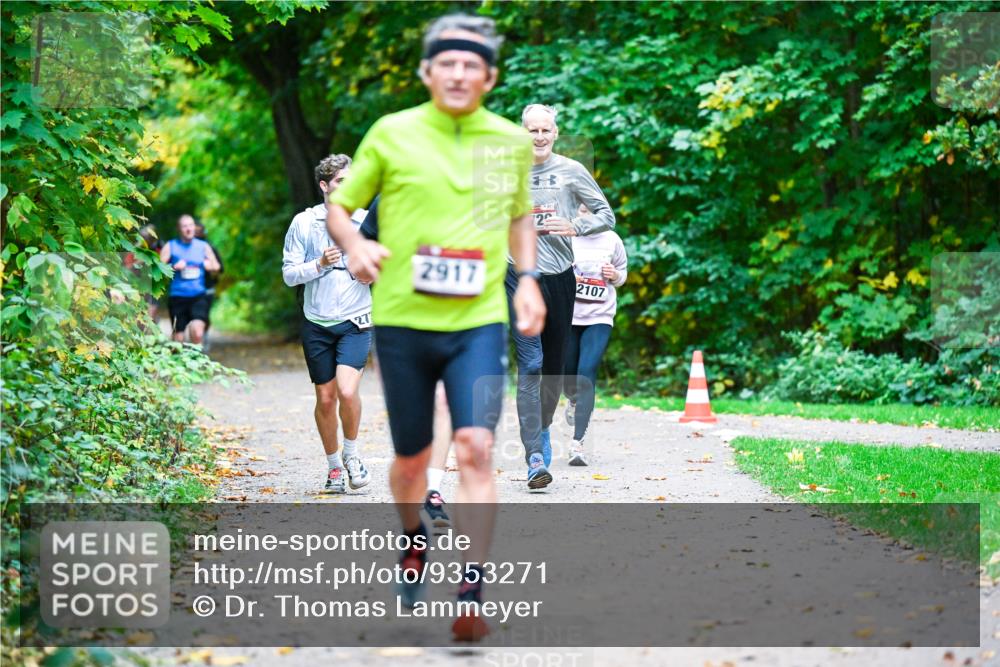 12.10.2025 - Bramfelder Halbmarathon 2025 Dr. Thomas Lammeyer http://msf.ph/oto/9353271 12.10.2025 10:46:25 Laufen 277, 2917, 72, 2107 meine-sportfotos.de