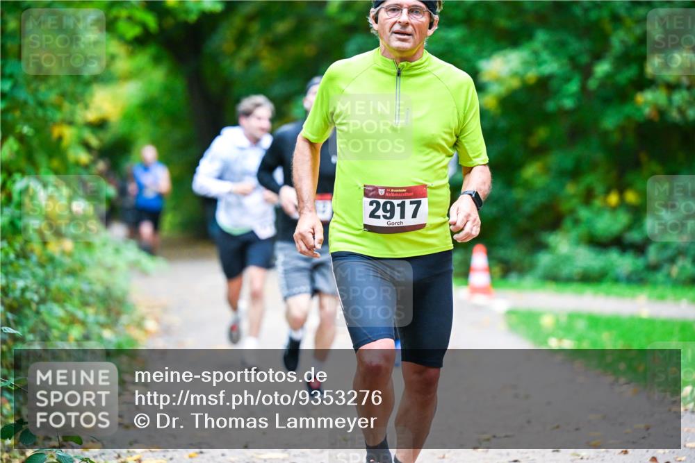 12.10.2025 - Bramfelder Halbmarathon 2025 Dr. Thomas Lammeyer http://msf.ph/oto/9353276 12.10.2025 10:46:25 Laufen 34, 2917 meine-sportfotos.de