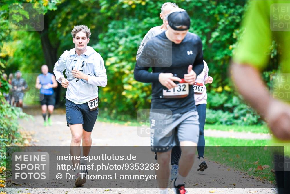 12.10.2025 - Bramfelder Halbmarathon 2025 Dr. Thomas Lammeyer http://msf.ph/oto/9353283 12.10.2025 10:46:27 Laufen 273, 132, 107 meine-sportfotos.de