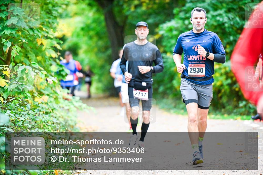 12.10.2025 - Bramfelder Halbmarathon 2025 Dr. Thomas Lammeyer http://msf.ph/oto/9353406 12.10.2025 10:46:53 Laufen 2747, 2930 meine-sportfotos.de