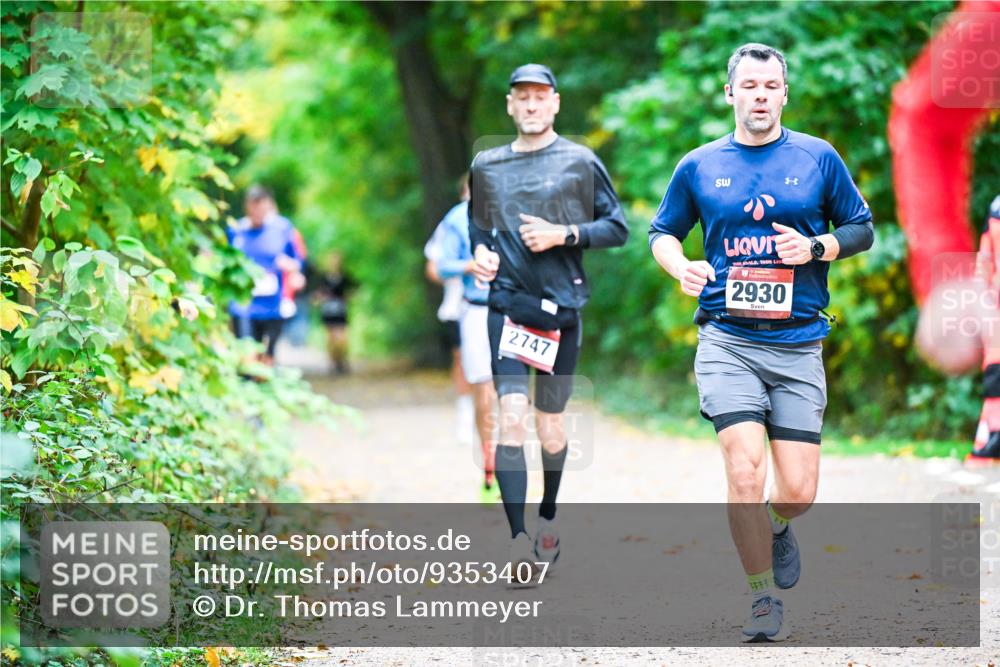 12.10.2025 - Bramfelder Halbmarathon 2025 Dr. Thomas Lammeyer http://msf.ph/oto/9353407 12.10.2025 10:46:54 Laufen 2747, 2930 meine-sportfotos.de