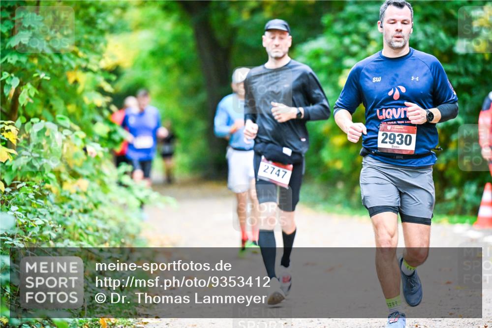 12.10.2025 - Bramfelder Halbmarathon 2025 Dr. Thomas Lammeyer http://msf.ph/oto/9353412 12.10.2025 10:46:54 Laufen 2747, 2930 meine-sportfotos.de