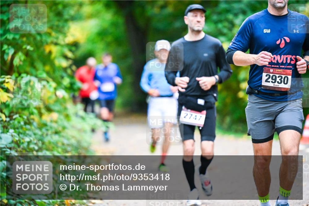 12.10.2025 - Bramfelder Halbmarathon 2025 Dr. Thomas Lammeyer http://msf.ph/oto/9353418 12.10.2025 10:46:55 Laufen 2747, 34, 2930 meine-sportfotos.de