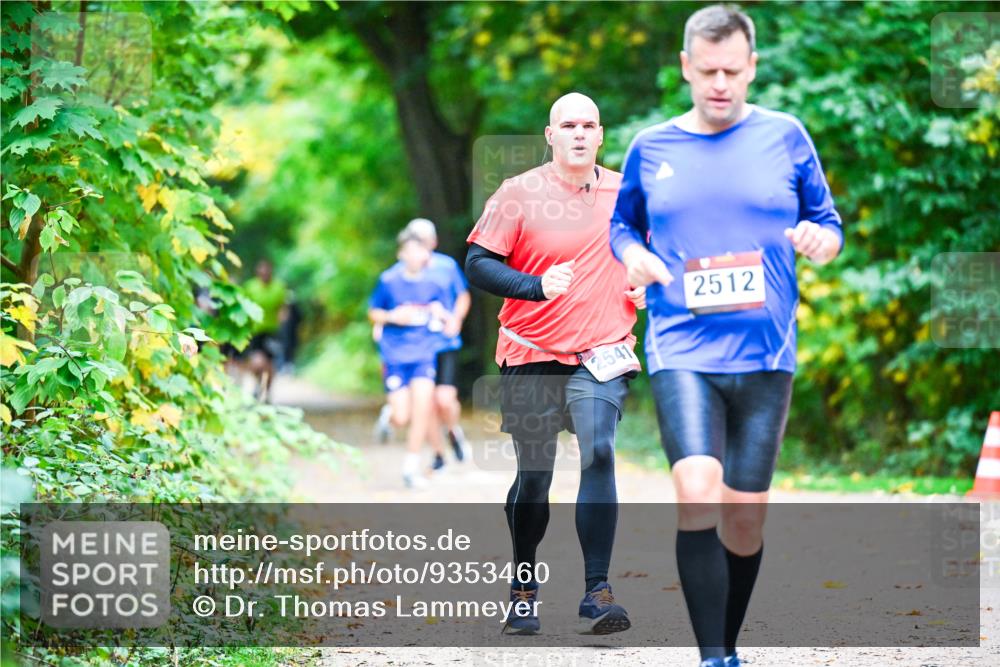 12.10.2025 - Bramfelder Halbmarathon 2025 Dr. Thomas Lammeyer http://msf.ph/oto/9353460 12.10.2025 10:47:03 Laufen 2541, 2512 meine-sportfotos.de
